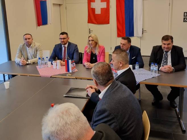 Цвијановић у Швајцарској Цвијановић у Швајцарској - Фото: РТРС