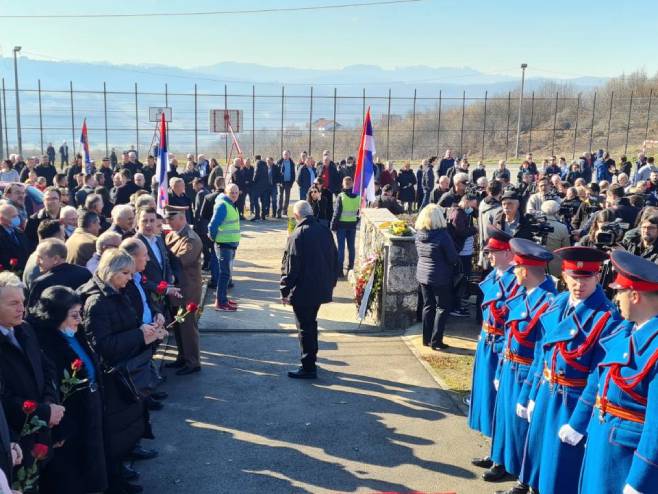 Pomen u Drakuliću (Foto: RTRS) Pomen u Drakuliću (Foto: RTRS)