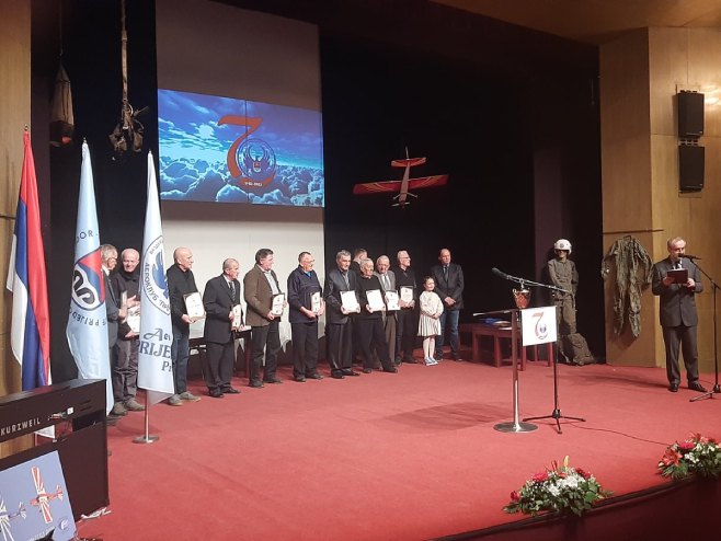 Академија аероклуба Приједор - Фото: РТРС