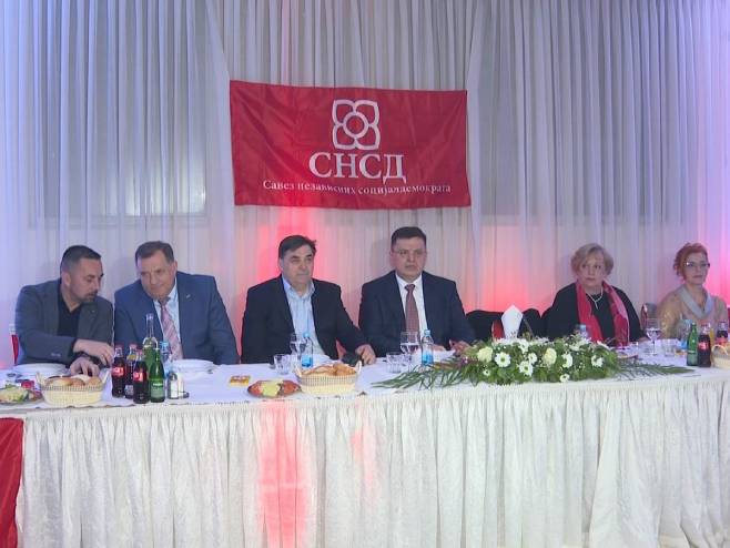 Добој: ГО СНСД поводом 8. марта - Фото: РТРС