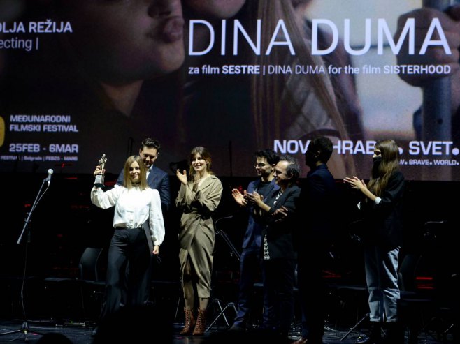 ФЕСТ - Награда за најбољу режију (Фото: TANJUG/ JADRANKA ILIC) ФЕСТ - Награда за најбољу режију (Фото: TANJUG/ JADRANKA ILIC) -