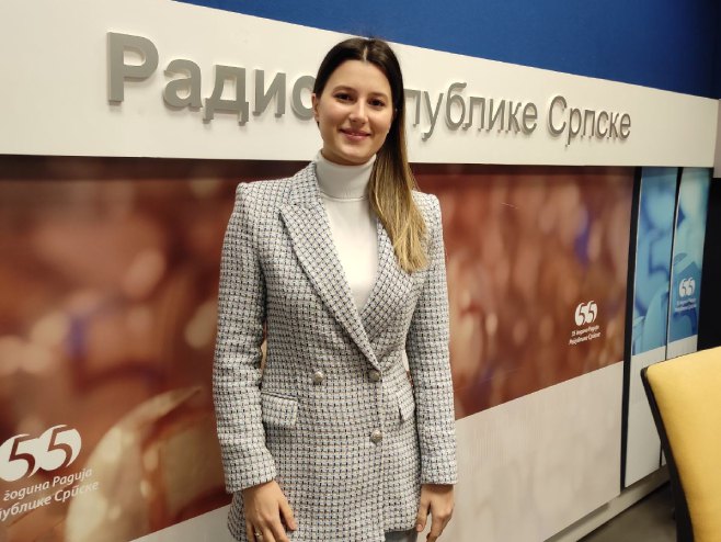 Кристина Млинар - 