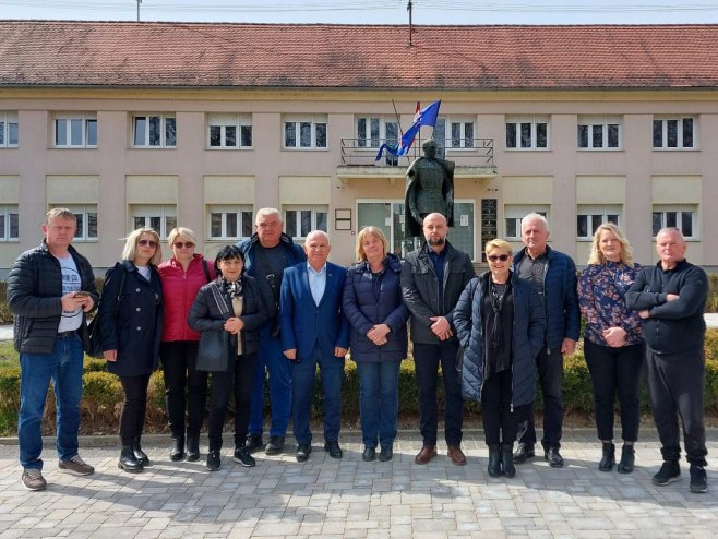 Милорад Арлов у Глини - Фото: РТРС