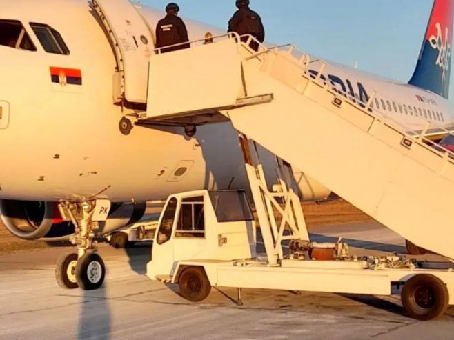 Контрадиверзиони преглед авиона (Фото: mupsrbije) - Фото: Instagram