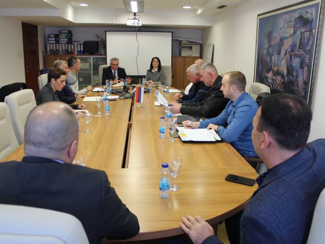 Млијекопродукт састанак - Фото: РТРС