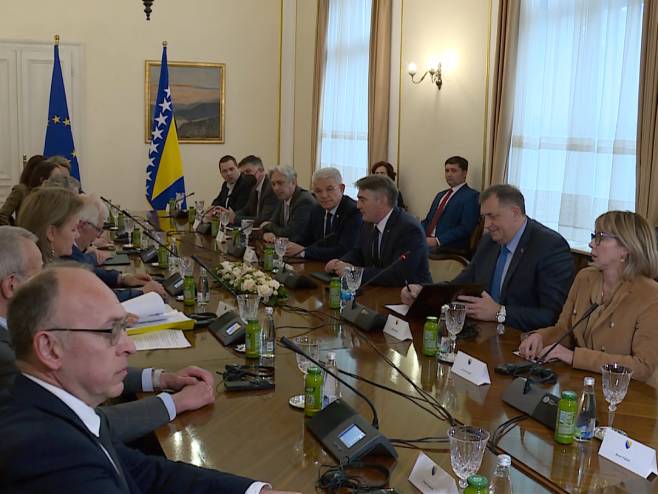 Сарајево, чланови Предсједништва и Борељ Сарајево, чланови Предсједништва и Борељ - Фото: СРНА