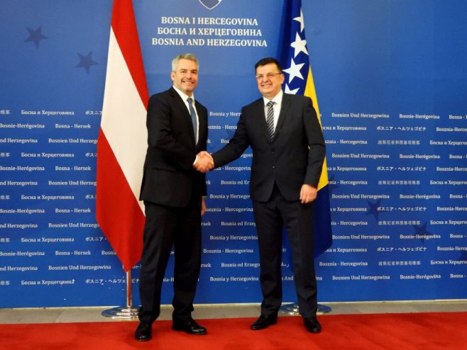 Нехамер и Тегелтија - Фото: РТРС