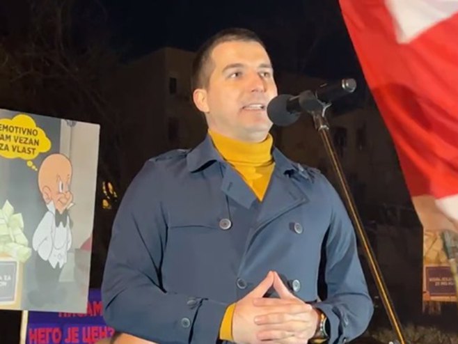 Алекса Бечић (Фото: Screenshot/FB/Aleksa Bečić) - 