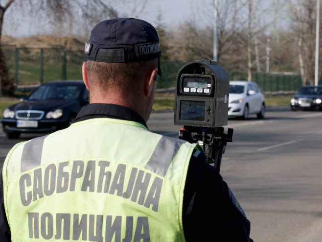 Возио порше 233 километара на сат на ауто-путу у Београду (ВИДЕО)