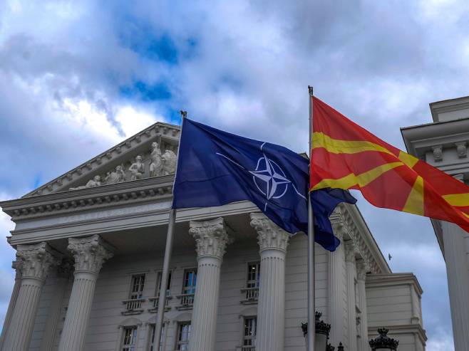 Влада Македоније (Фото илустрација: EPA-EFE/ GEORGI LICOVSKI) - 