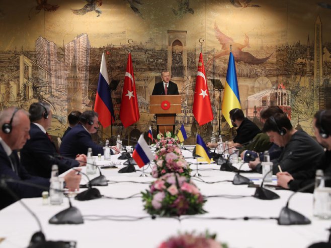 Преговори Русија - Украјина (фото: EPA-EFE / TURKISH PRESIDENT PRESS OFFICE HANDOUT) - 