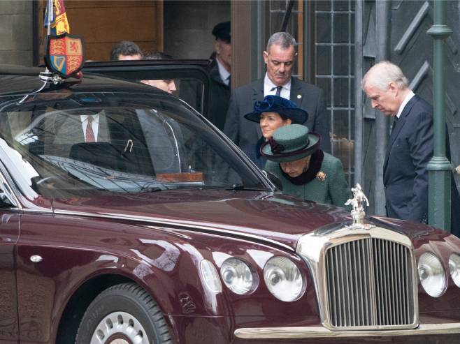 Краљица Елизабета (Фото: EPA-EFE/ NEIL HALL) - 