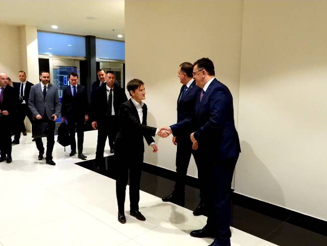 Брнабић, Додик и Тегелтија у Мостару (Фото: РТРС)