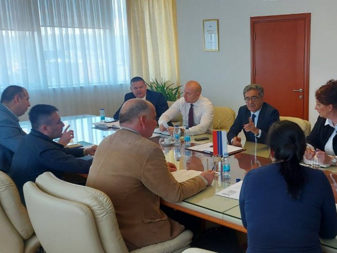 Касиповић са представницима Синдиката правосуђа Касиповић са представницима Синдиката правосуђа - Фото: РТРС