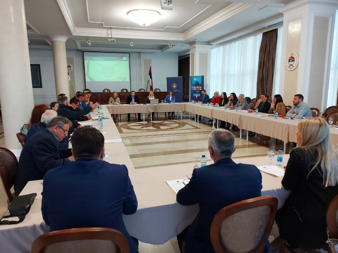 Састанак са привредницима - Фото: РТРС