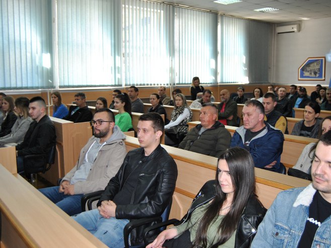 Стипендисти у Зворнику - Фото: СРНА