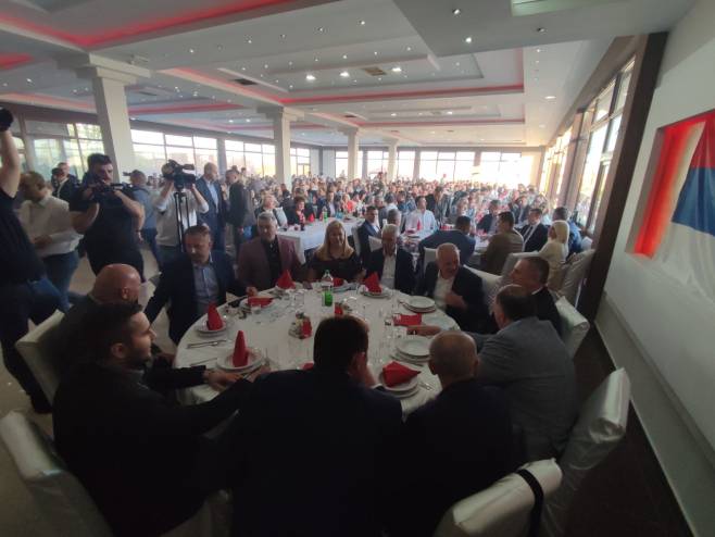 Bijeljina-SNSD (Foto: RTRS)