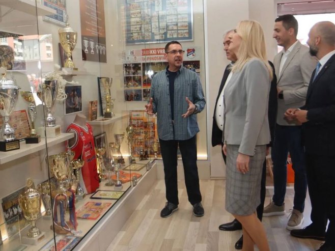 Поставка поводом 20 година Кошаркашког клуба инвалида Врбас (Фото: instagram.com/ zeljka.cvijanovic) - 