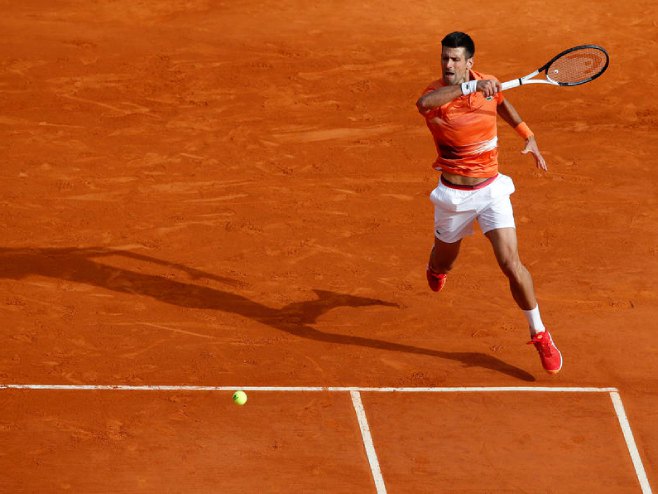 Novak Đoković (foto: EPA-EFE / SEBASTIEN NOGIER) - 