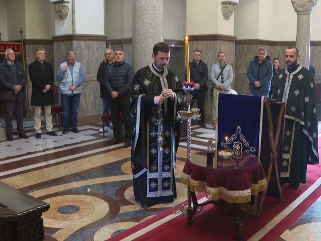 Помен погинулим радницима РТРС-а Помен погинулим радницима РТРС-а - Фото: РТРС