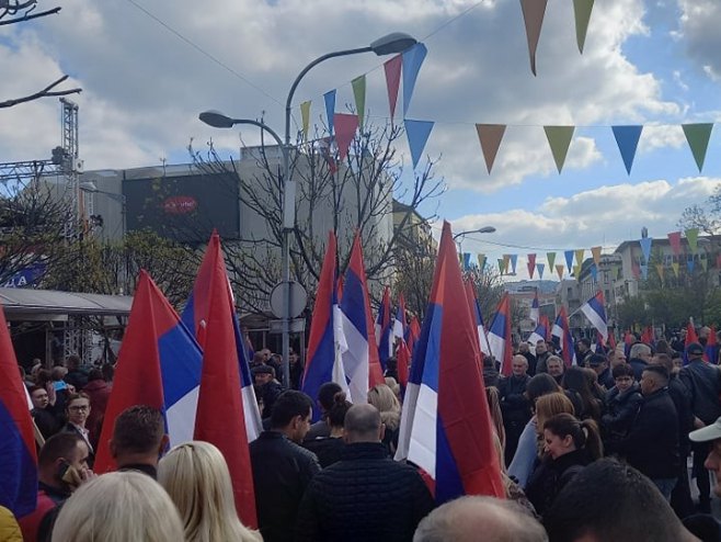 Трг Крајине - Народни скуп "Слобода" - Фото: РТРС