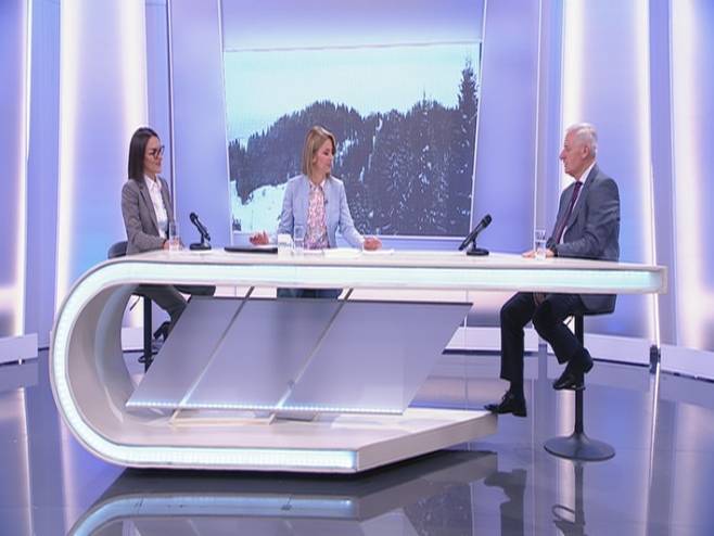 Mirjana Čomić i Ljubo Glamočić - Foto: RTRS Mirjana Čomić i Ljubo Glamočić - Foto: RTRS