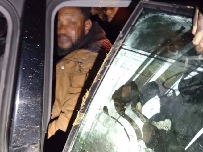 Гранична полиција спријечила кријумчарење миграната Гранична полиција спријечила кријумчарење миграната - Фото: СРНА