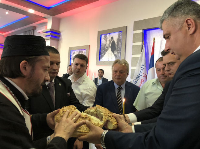 Странка Покрет за Бијељину прославила крсну славу Странка Покрет за Бијељину прославила крсну славу - Фото: РТРС