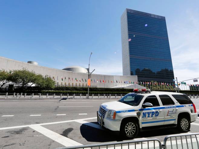 Зграда УН-а у Њујорку (Фото: EPA/MATT CAMPBELL, илустрација) - 