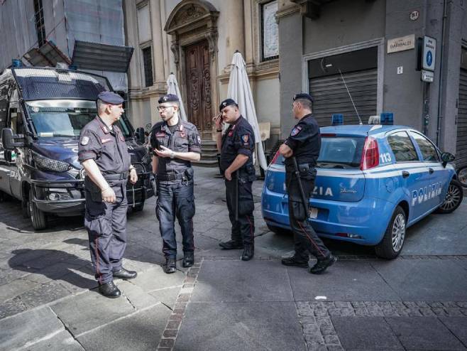 Полиција у Торину уочи сједнице Комитета министара Савјета Европе (Фото: EPA-EFE/Tino Romano) - 