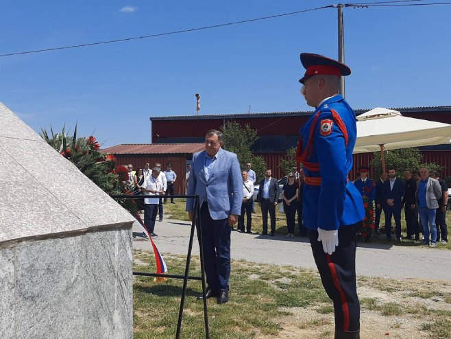 Dodik u Prijedoru (Foto: RTRS)