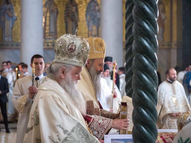 Patrijarh Porfirije i arhiepiskop makedonsko-ohridski Stefan (Foto: instagram/porfirijepatrijarh) - 