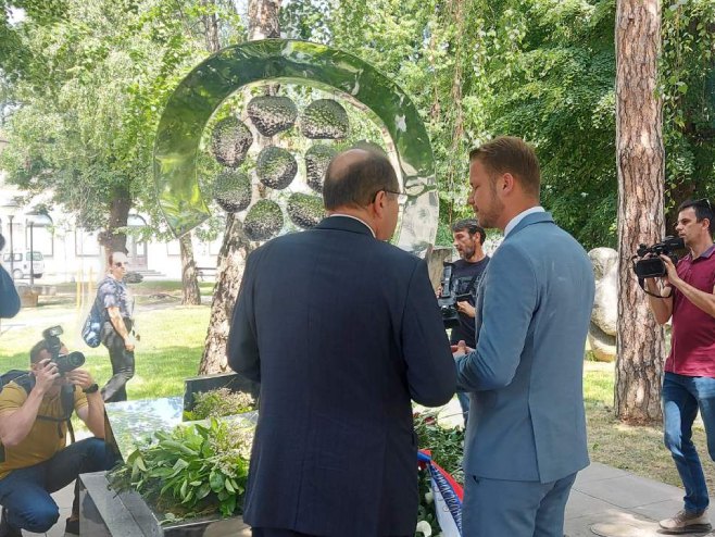 Станивуковић и Шмит Станивуковић и Шмит - Фото: РТРС