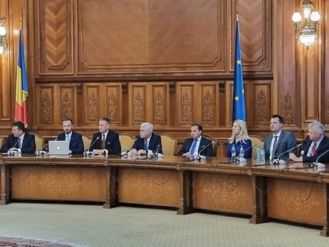 Cvijanović na Regionalnom molitvenom doručku u Bukureštu (foto: instagram.com / zeljka.cvijanovic) - Cvijanović na Regionalnom molitvenom doručku u Bukureštu (foto: instagram.com / zeljka.cvijanovic) -