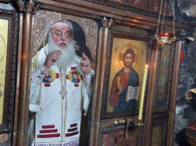Владика Лонгин у манастиру Острог (Фото: manastirostrog.com) Владика Лонгин у манастиру Острог (Фото: manastirostrog.com) -