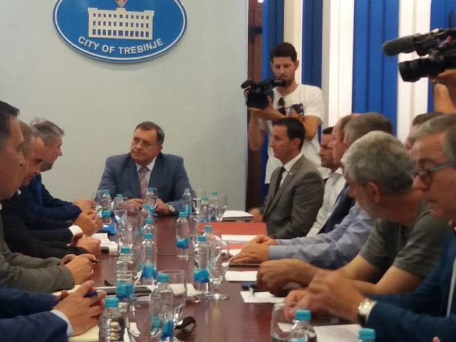 Милорад Додик и Мирко Ћурић Милорад Додик и Мирко Ћурић - Фото: СРНА