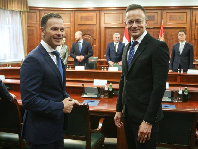 Siniša Mali i Peter Sijarto (Foto: Tanjug/ Sava Radovanović) - 