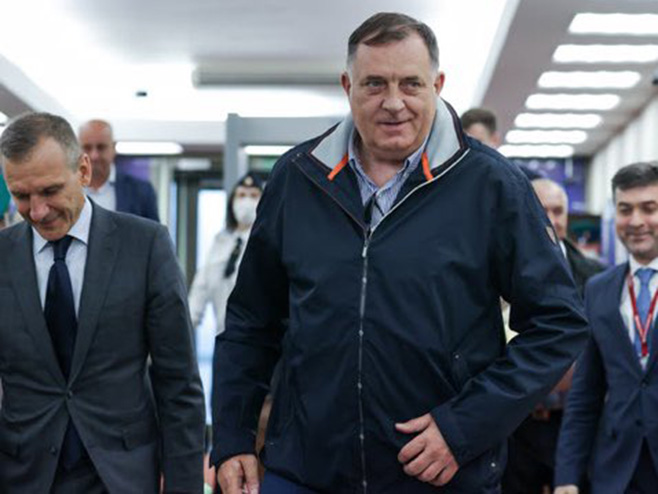 Додик у Санкт Петербургу Додик у Санкт Петербургу - Фото: Тwitter