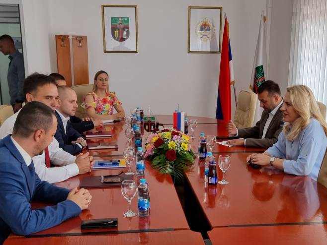 Жељка Цвијановић у Станарима Жељка Цвијановић у Станарима - Фото: РТРС