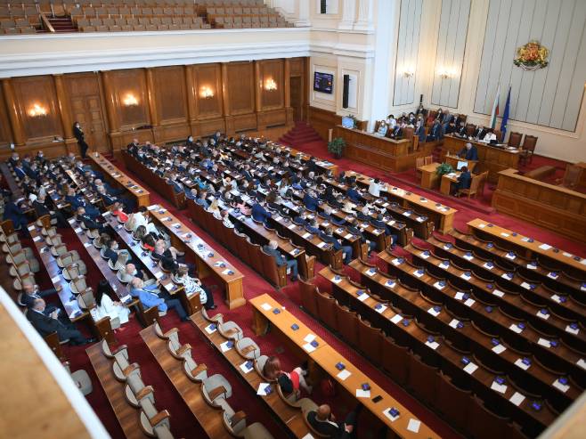 Парламент Бугарске (Фото: EPA-EFE/VASSIL DONEV) - 