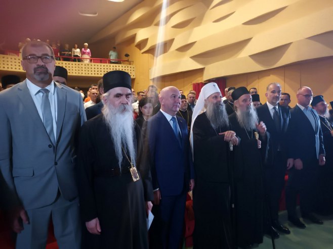 Тузла - свечана академија Тузла - свечана академија - Фото: СРНА