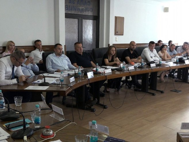 Прњавор - сједница Скупштине општине Прњавор - сједница Скупштине општине - Фото: СРНА