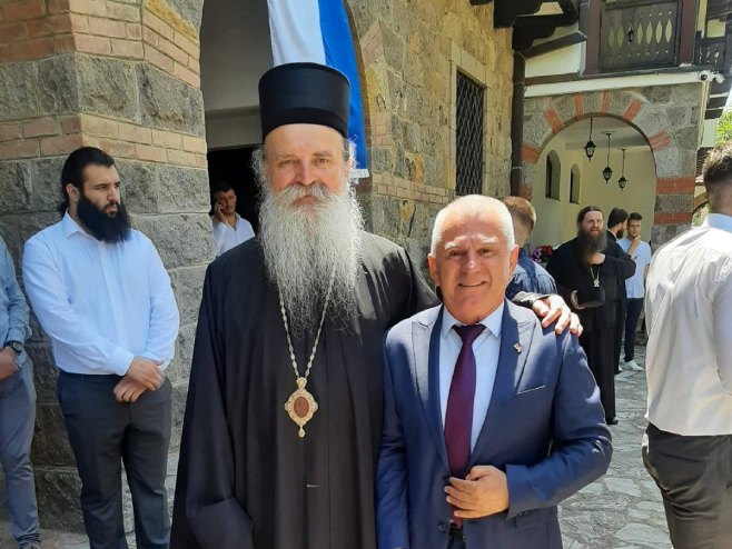 Episkop Teodosije i Milorad Arlov na Kosovu i Metohiji (Foto: RTRS)