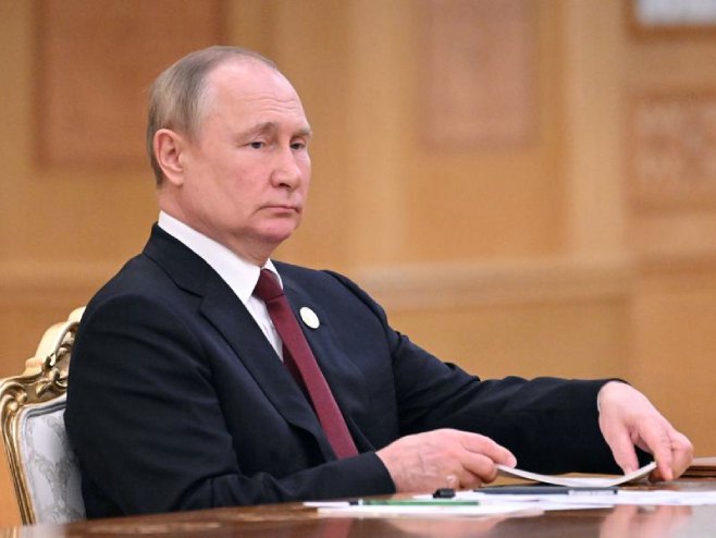 Владимир Путин (фото: EPA-EFE/GRIGORY SYSOYEV / SPUTNIK / KREMLIN POOL) - 