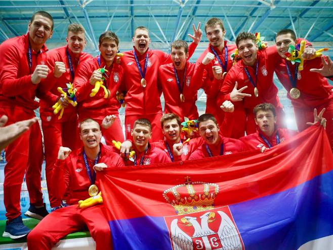 Ватерполистима Србије злато на Медитеранским играма (Фото: Олимпијски комитет Србије) Ватерполистима Србије злато на Медитеранским играма (Фото: Олимпијски комитет Србије) -
