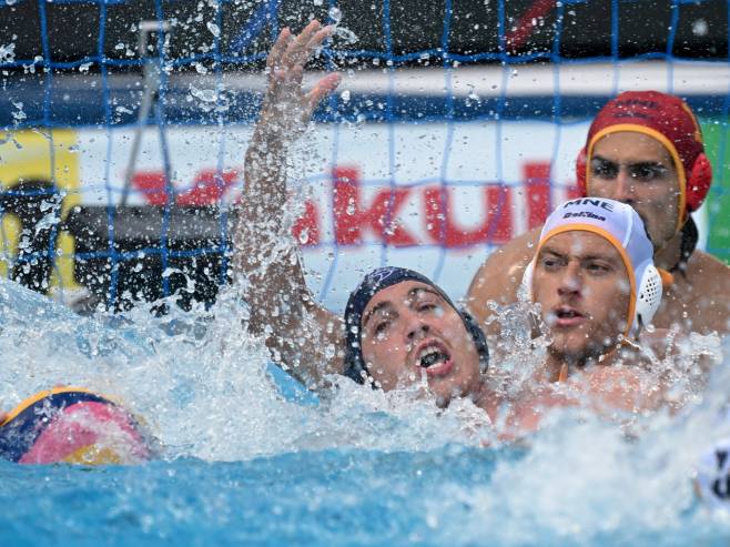 СП у ватерполу: Србија - Црна Гора (Фото: EPA-EFE/Tibor Illyes) СП у ватерполу: Србија - Црна Гора (Фото: EPA-EFE/Tibor Illyes) -