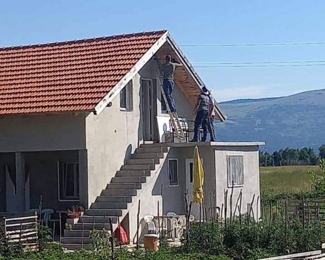 Ливно - Српско село Прово добило прикључак за струју Ливно - Српско село Прово добило прикључак за струју - Фото: СРНА