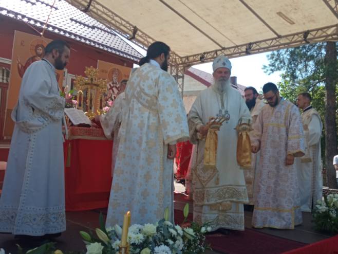 Храм Светог пророка Илије у Илијашу - парастос страдалим Србима Храм Светог пророка Илије у Илијашу - парастос страдалим Србима - Фото: СРНА