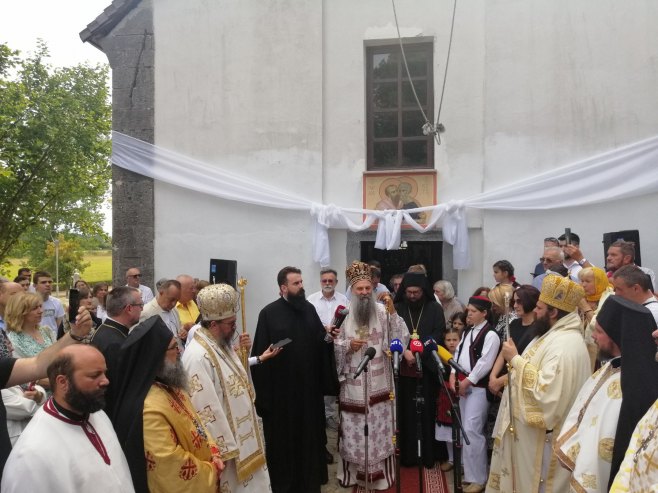 Patrijarh Porfirije u ličkom selu Smiljanu - Foto: RTRS