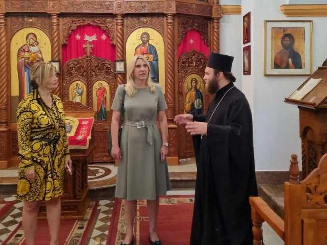 Жељка Цвијановић у манастиру Ступље (Фото: instagram.com/zeljka.cvijanovic) Жељка Цвијановић у манастиру Ступље (Фото: instagram.com/zeljka.cvijanovic) -